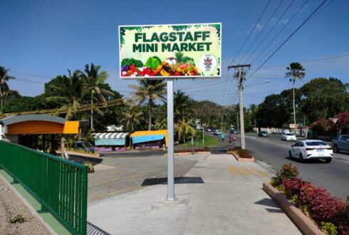 New Flagstaff Mini Market Opens