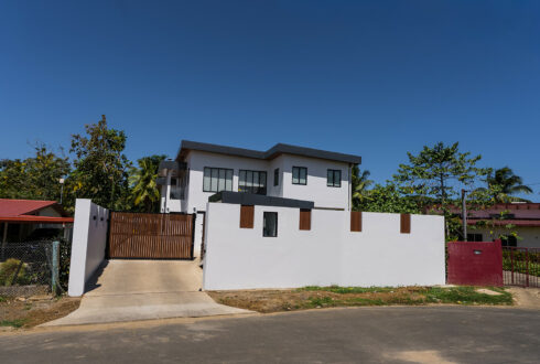 Banuve – Executive Commercial Office Space